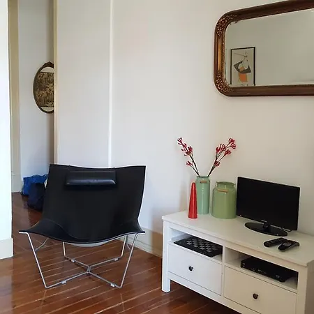 Charming Flat In Center Lisbon